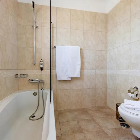 Pestana Gramacho *